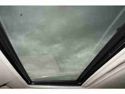 10 XLE V6 3.5L MultiCD Power Leather Moonroof 32633 Low Miles 28 MPG Hwy Dual AC, image 16