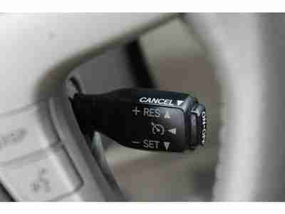 10 XLE V6 3.5L MultiCD Power Leather Moonroof 32633 Low Miles 28 MPG Hwy Dual AC, image 20