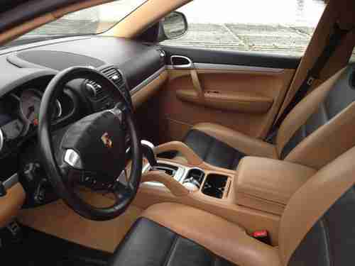 2006 Porsche Cayenne S Sport Utility 4-Door 4.5L, image 2