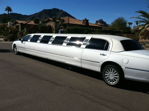 2005 180" 14 passenger super stretch limo lincoln town car limousine