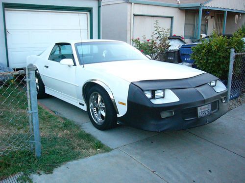 White '89 camaro r/s rally sport