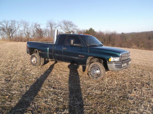 Rare 1998.5 dodge ram 3500 24 valve cummins 4 door 4x4 5speed