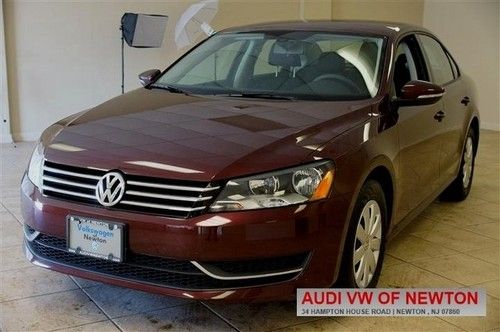 12 red vw passat 2.5 pzev automatic keyless remote cd/mp3 1 owner low miles k28