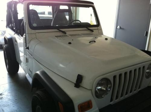 1997 jeep wrangler se sport utility 2-door 2.5l