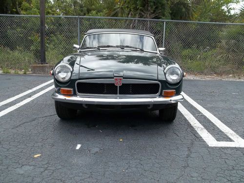 1974 mgb british racing green convertible