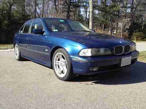 540i with M Sport Package, beautiful car in great shape, image 2