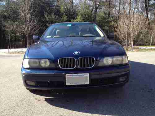 540i with M Sport Package, beautiful car in great shape, image 5