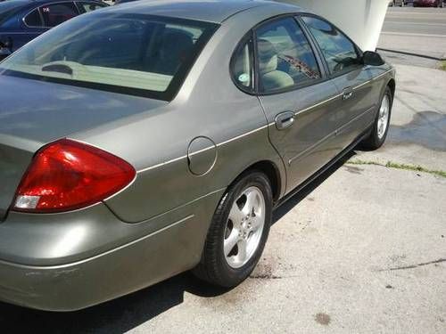 2001 ford taurus