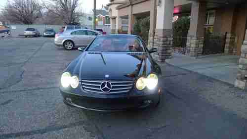 2004 Mercedes-Benz SL600  Convertible 2-Door 5.5L, image 2