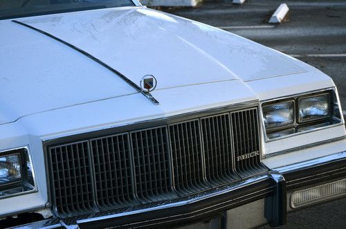 Buick electra, great shape, drives perfect!