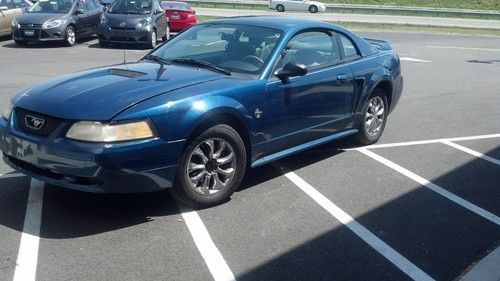 1999 ford mustang base coupe 2-door 3.8l