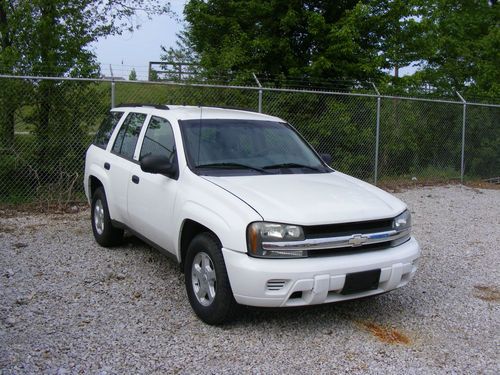 [item 447]  2003 chevrolet trailblazer ls sport utility 4-door 4.2l