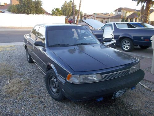 1988 toyota camry dlx sedan 4-door 2.0l