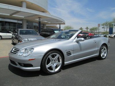 2005 silver v8 leather navigation miles:28k convertible