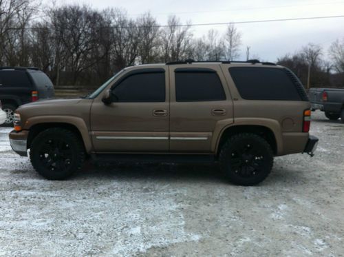 2004 chevrolet tahoe ls sport utility 4-door 5.3l