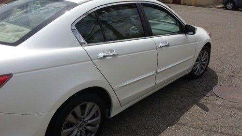 2011 Honda Accord EX-L Sedan 4-Door 3.5L, US $14,500.00, image 2
