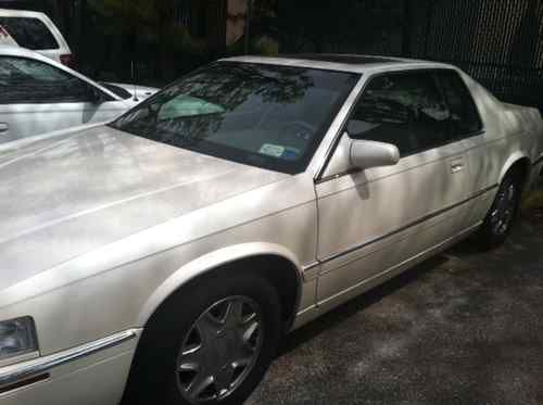 1996 cadillac eldorado 2 dr coupe (pearl white)* loaded under 65,000 miles!!