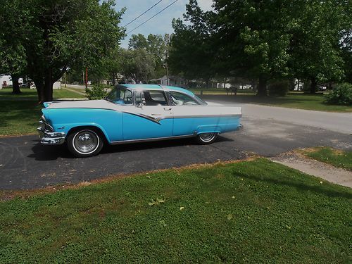 56 ford crown victoria