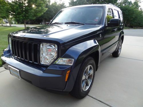 2008 jeep liberty sport utility 4x4 4-door 3.7l