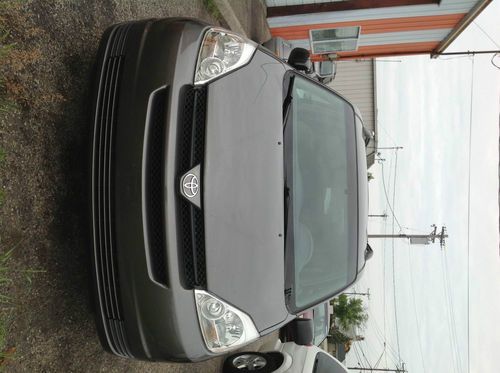 2005 toyota sienna le mini passenger van 5-door 3.3l