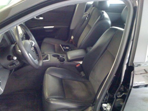 2004 cadillac cts v sedan 4-door 5.7l