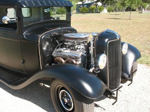 1934 ford all steel full custom truck; 383; 700r4; 9"