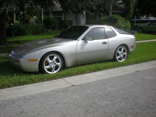 1988 porsche 944 turbo coupe 2-door 2.5l