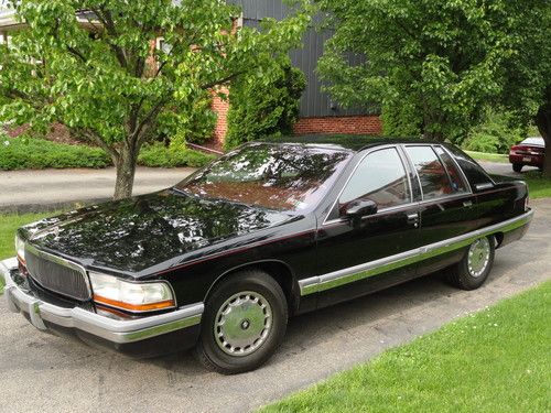 1992 buick roadmaster*58,000 actual miles!*no reserve!*runs &amp; drives like new!!!