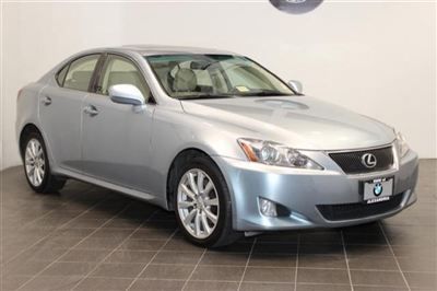 2008 lexus is 250 sunroof navigation  heated cooling seats rear camera leather