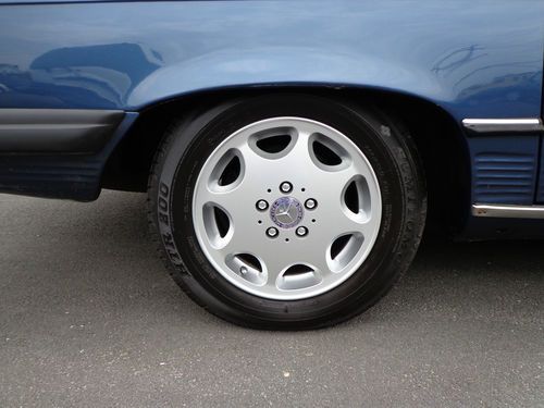 1982 Mercedes-Benz 380SL Base Convertible 2-Door 3.8L, image 8