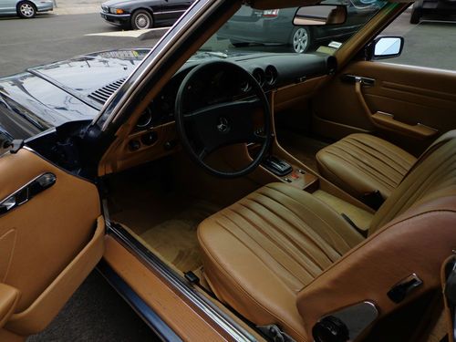 1982 Mercedes-Benz 380SL Base Convertible 2-Door 3.8L, image 11