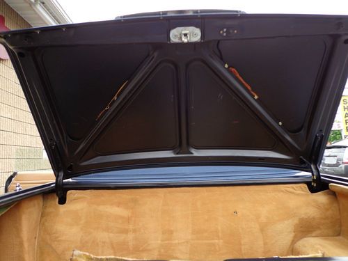 1982 Mercedes-Benz 380SL Base Convertible 2-Door 3.8L, image 24