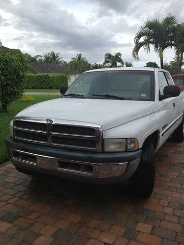 Powerful 1999 dodge ram 1500 quad cab slt with customer preferred pkg