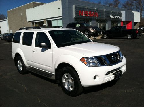 2010 nissan pathfinder s