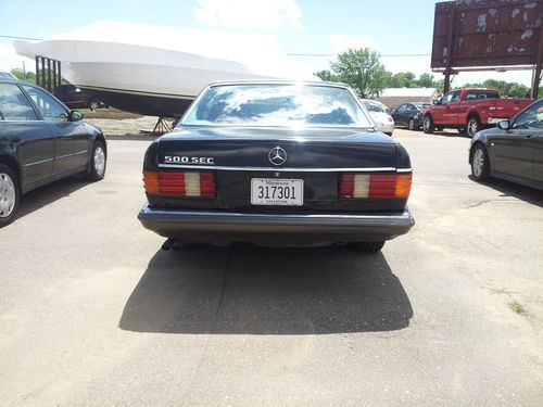 1984 Mercedes Benz 500SEC Black Collector, image 3
