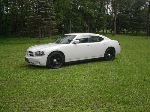 2009 dodge charger 5.7 liter v-8 hemi former police cruiser automatic