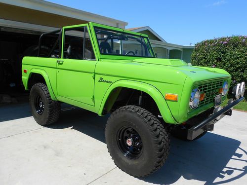 1975 ford bronco v8, stick, 4x4, lifted, flowmasters, prisinte califonia bronco!