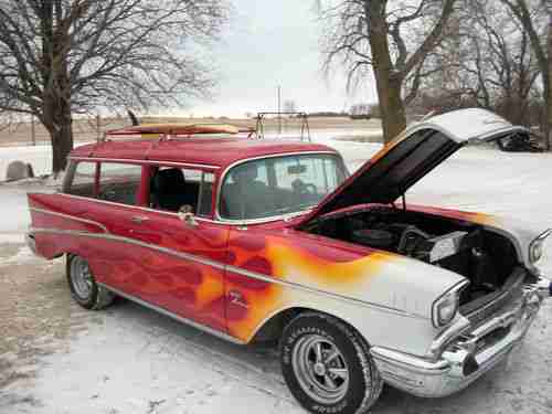 1957 2 door Wagon, image 2