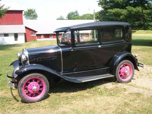 Model a 1930 tudoor sedan