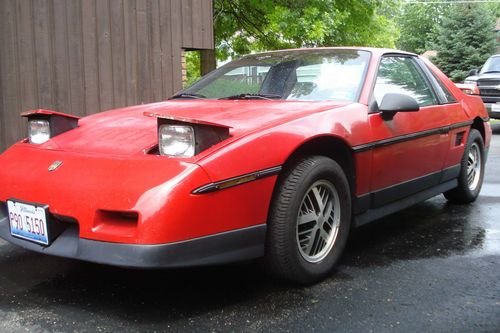 1986 pontiac fiero se