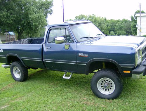 1992 dodge ram 2500 4x4 with 5.9 cummins diesel