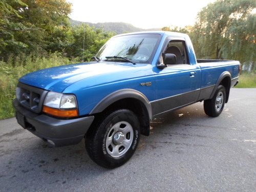 1998 ranger 4x4 long bed cold a/c cd135k runs great! low reserve!!!