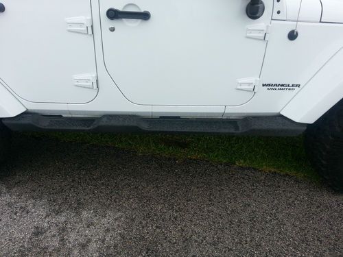 2011 JEEP WRANGLER FOUR DOOR LEATHER 2.5