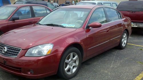 2005 nissan altima 160,552 miles have key starts &amp; runs cracked windshield