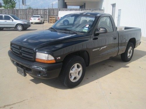 2000 dodge dakota reg cab 2.5l 6 cyl auto base 2 owners