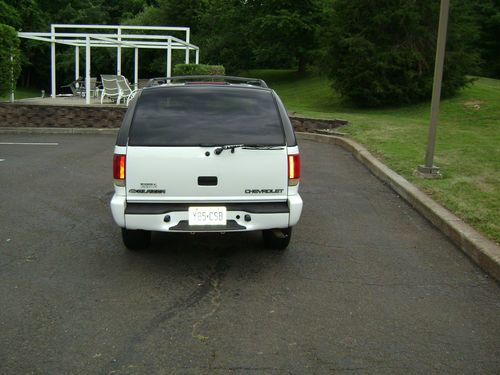 2000 Chevrolet Blazer LS Sport Utility 4-Door 4.3L, US $2,495.00, image 5