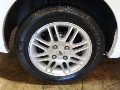 CLEAN CARFAX, CARFAX 1 OWNER, GREAT GAS MILEAGE, FORD, WHITE, image 7