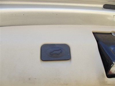 Low Miles Northstar V8 All Wheel Drive Navigation Third Row Seating Sunroof, image 6