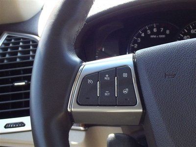 Low Miles Northstar V8 All Wheel Drive Navigation Third Row Seating Sunroof, image 13