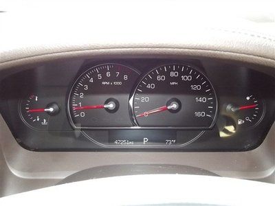 Low Miles Northstar V8 All Wheel Drive Navigation Third Row Seating Sunroof, image 15